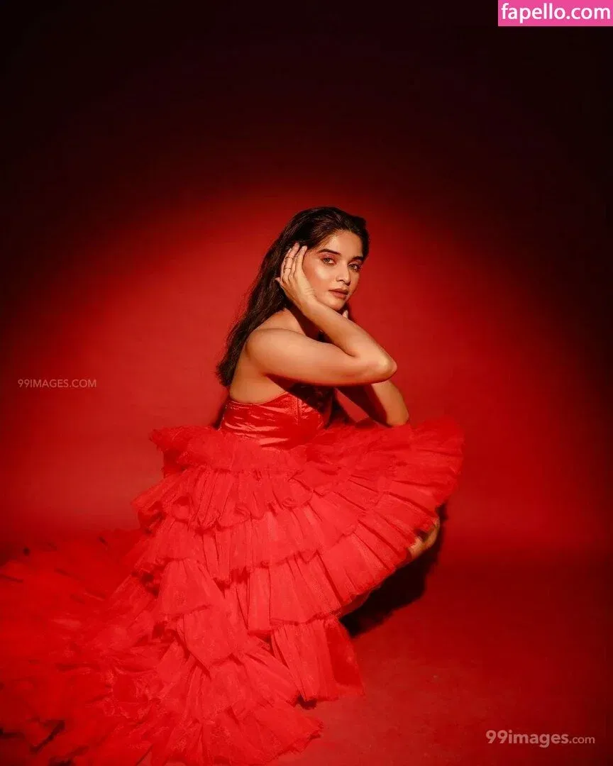 Bhavika Sharma Onlyfans Photo Gallery 