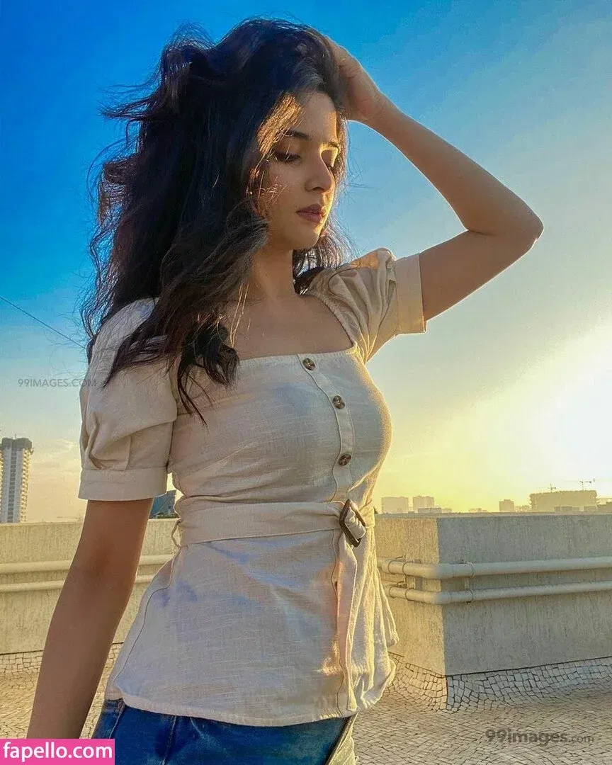 Bhavika Sharma Onlyfans Photo Gallery 