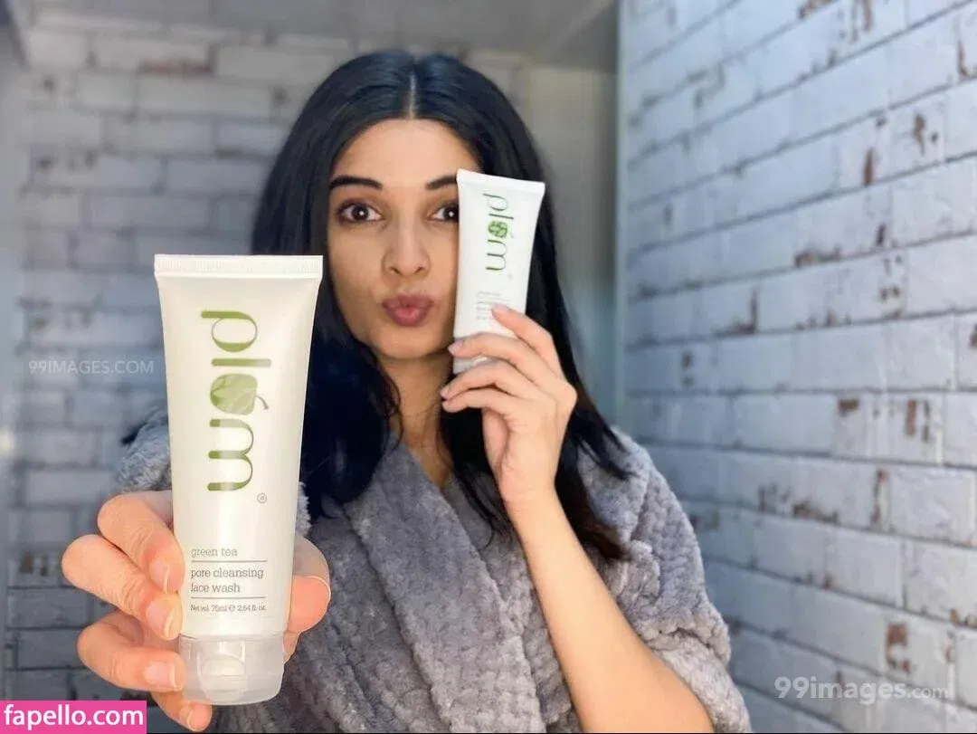 Bhavika Sharma Onlyfans Photo Gallery 