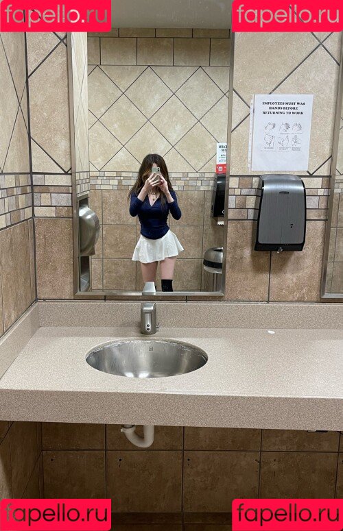 emmyuh Onlyfans Photo Gallery 