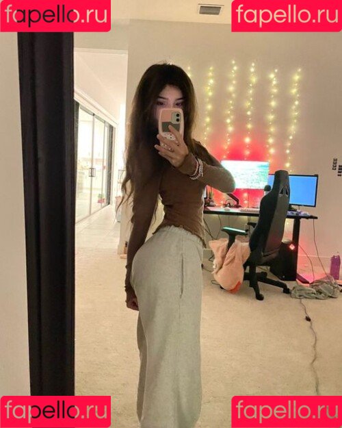 emmyuh Onlyfans Photo Gallery 