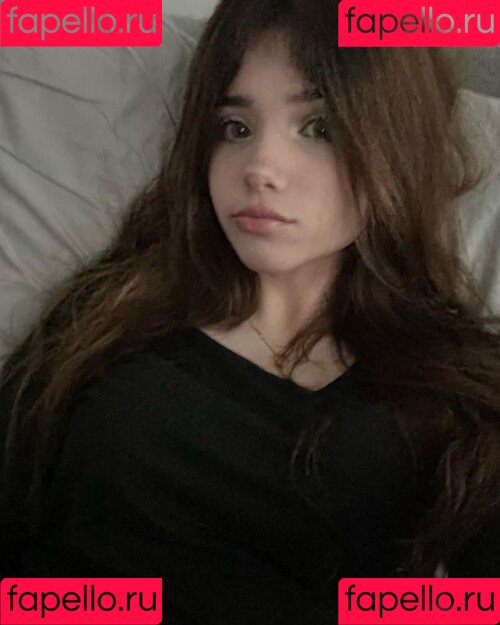 emmyuh Onlyfans Photo Gallery 