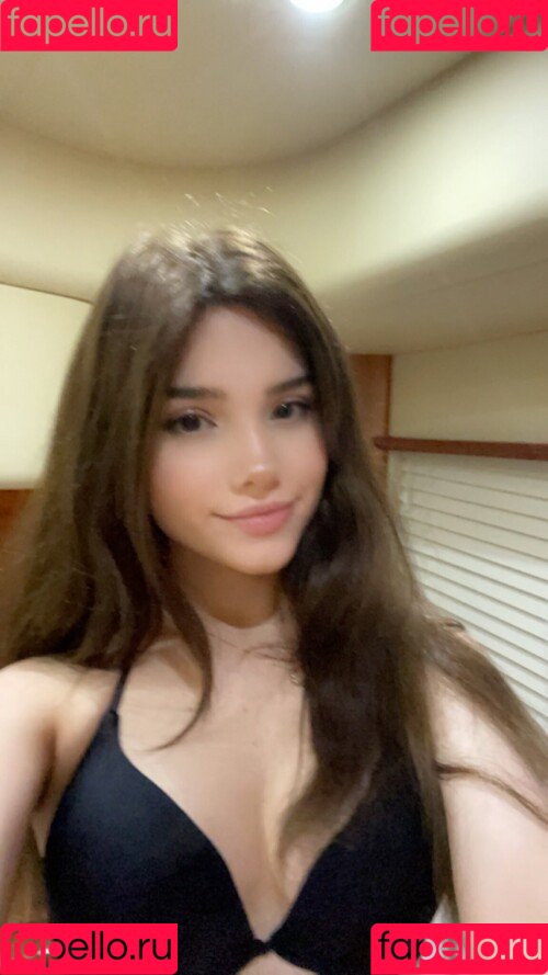 emmyuh Onlyfans Photo Gallery 