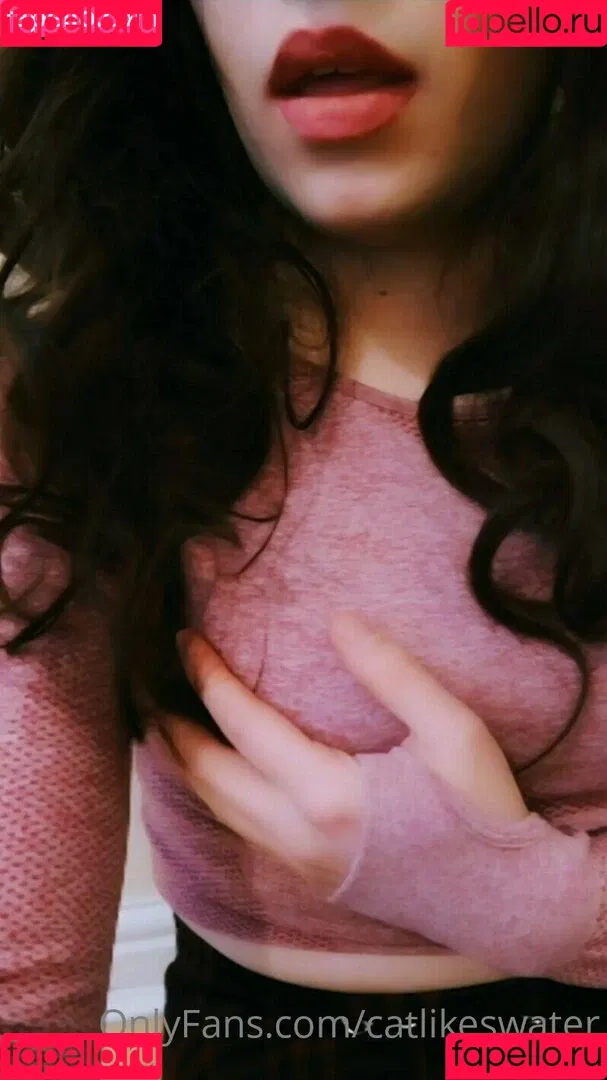 CatLikesWater Onlyfans Photo Gallery 
