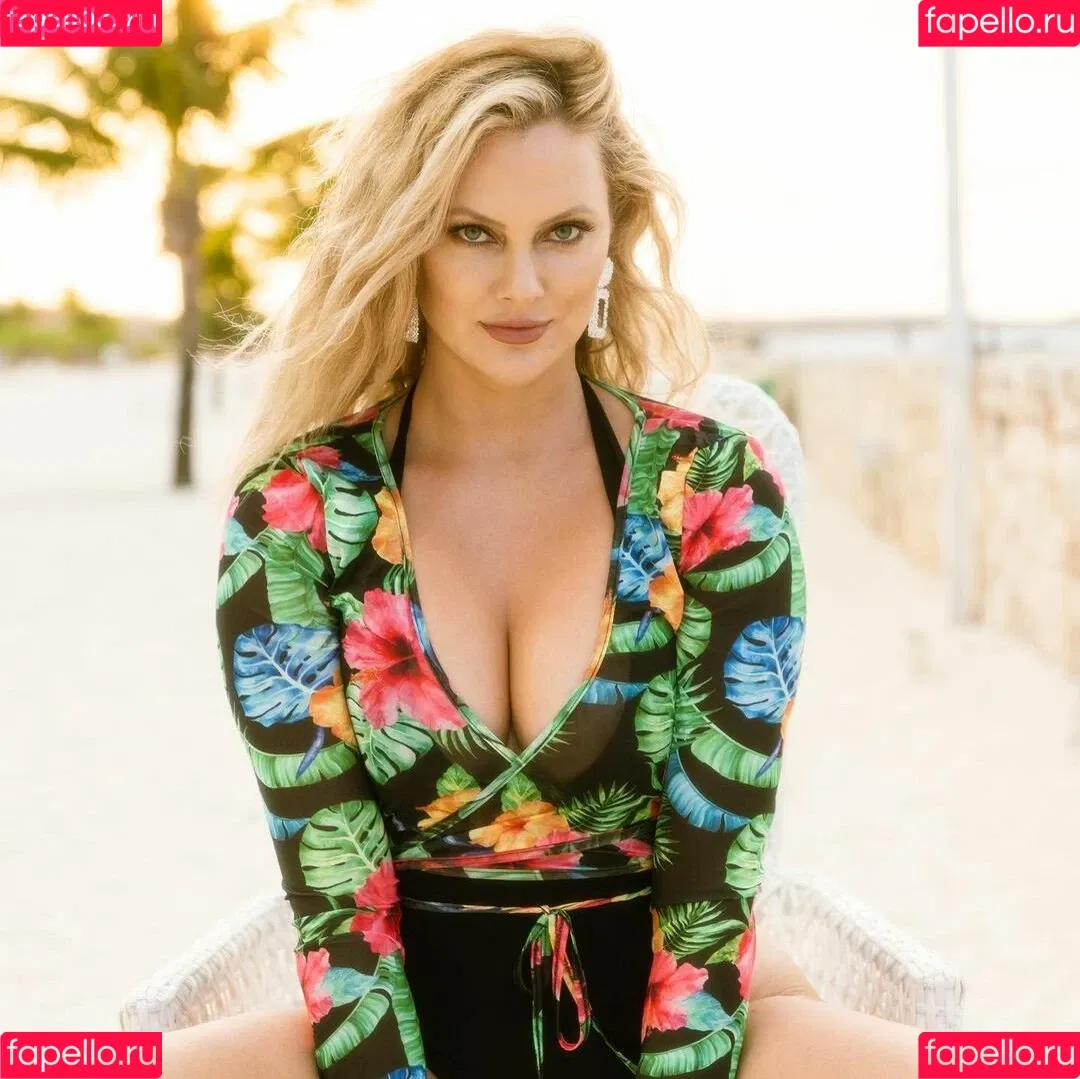 Nicole Arbour Onlyfans Photo Gallery 