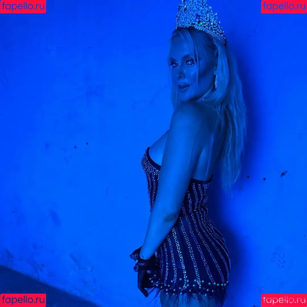 Nicole Arbour Onlyfans Photo Gallery 