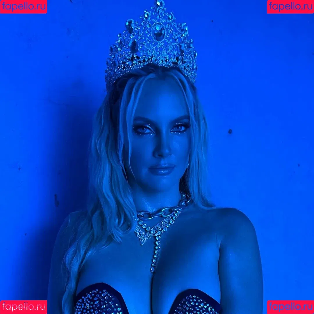 Nicole Arbour Onlyfans Photo Gallery 