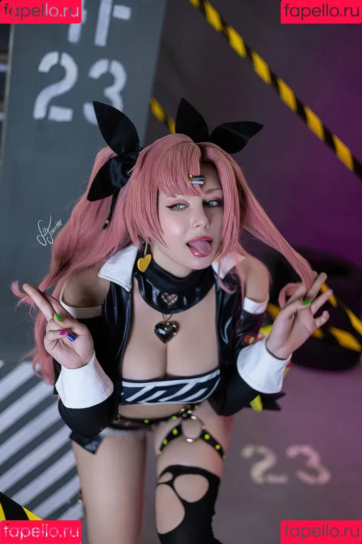 Liz Joestar Onlyfans Photo Gallery 