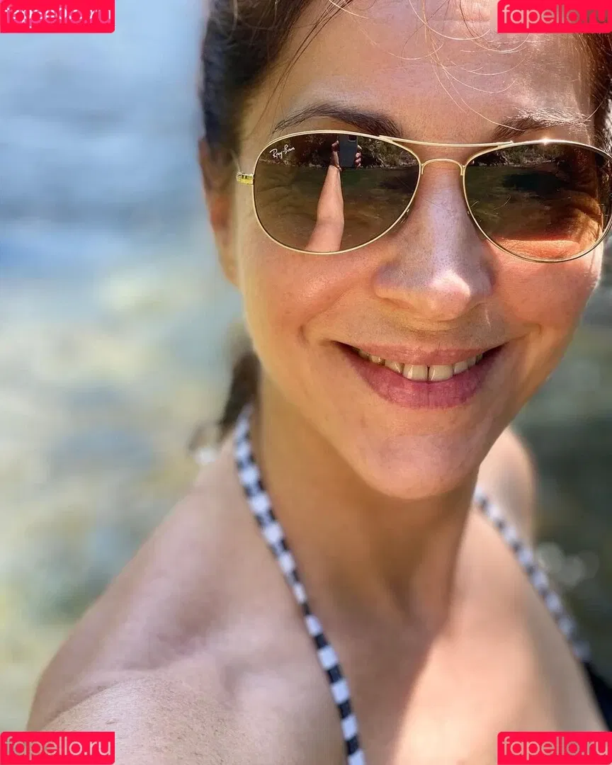 Ulrike C. Tscharre Onlyfans Photo Gallery 