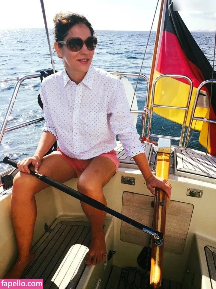 Ulrike C. Tscharre Onlyfans Photo Gallery 