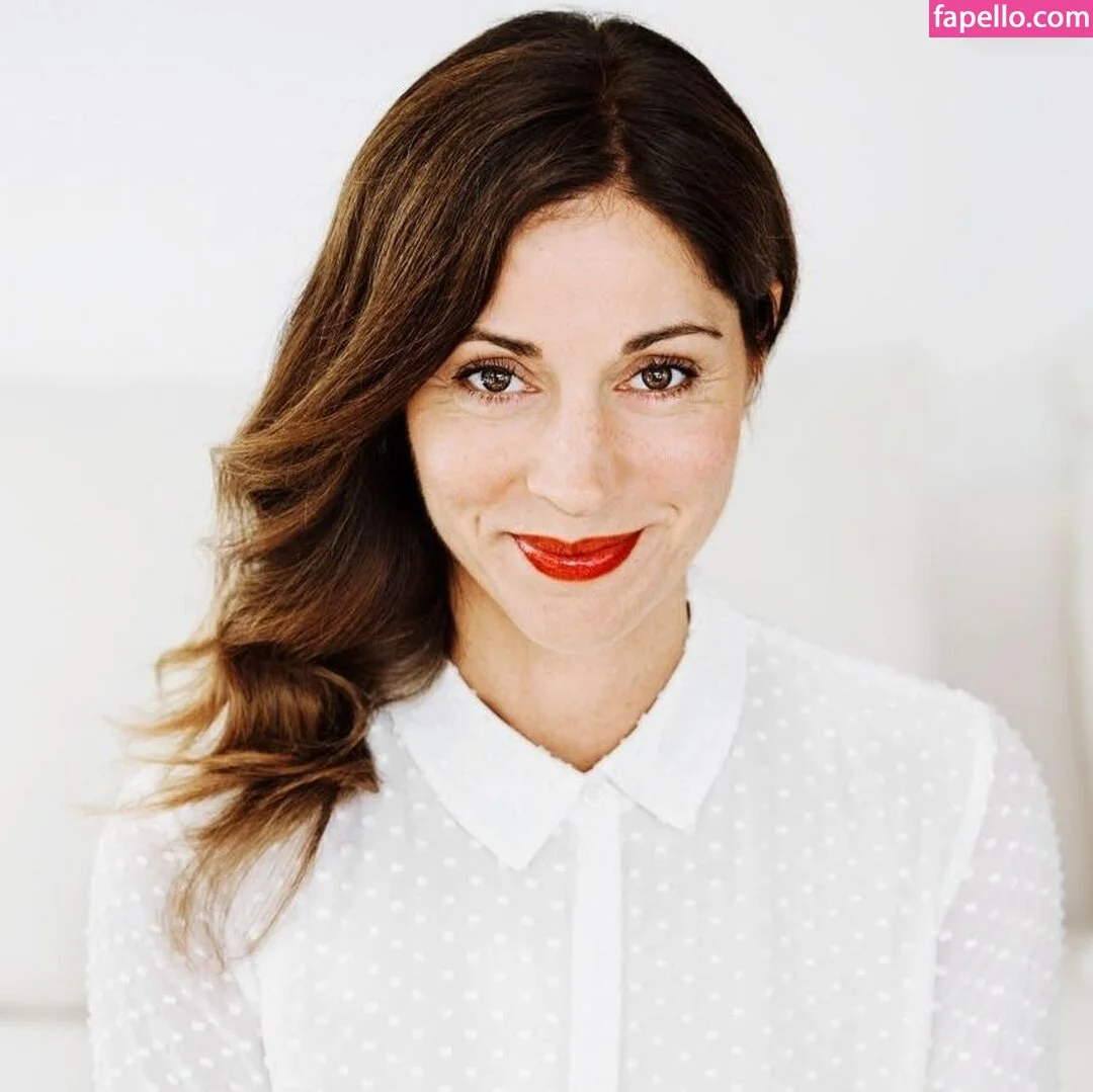 Ulrike C. Tscharre Onlyfans Photo Gallery 