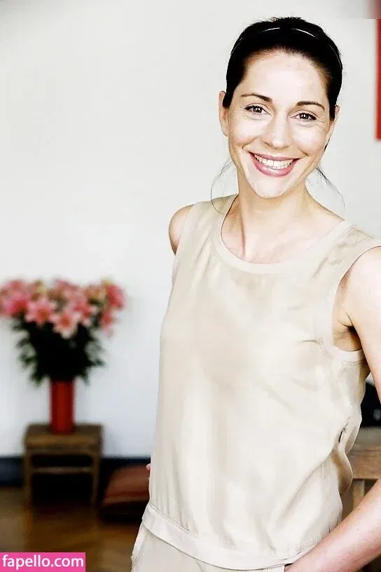 Ulrike C. Tscharre Onlyfans Photo Gallery 