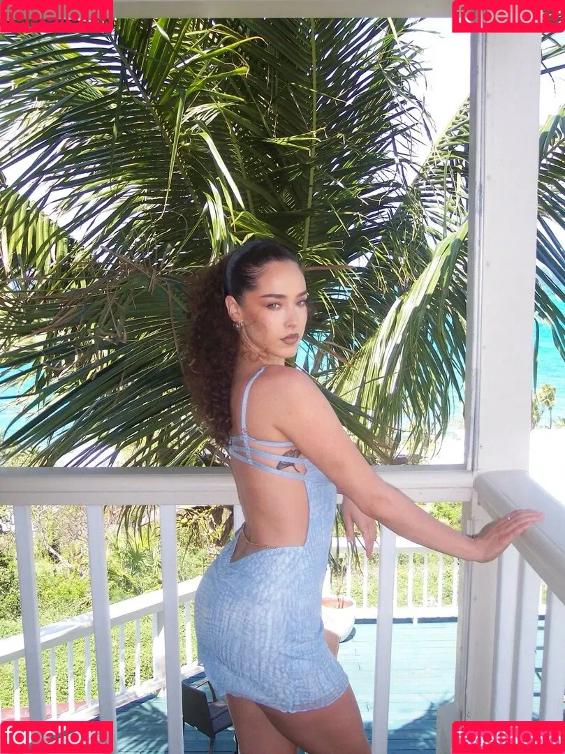 maetasworld Onlyfans Photo Gallery 