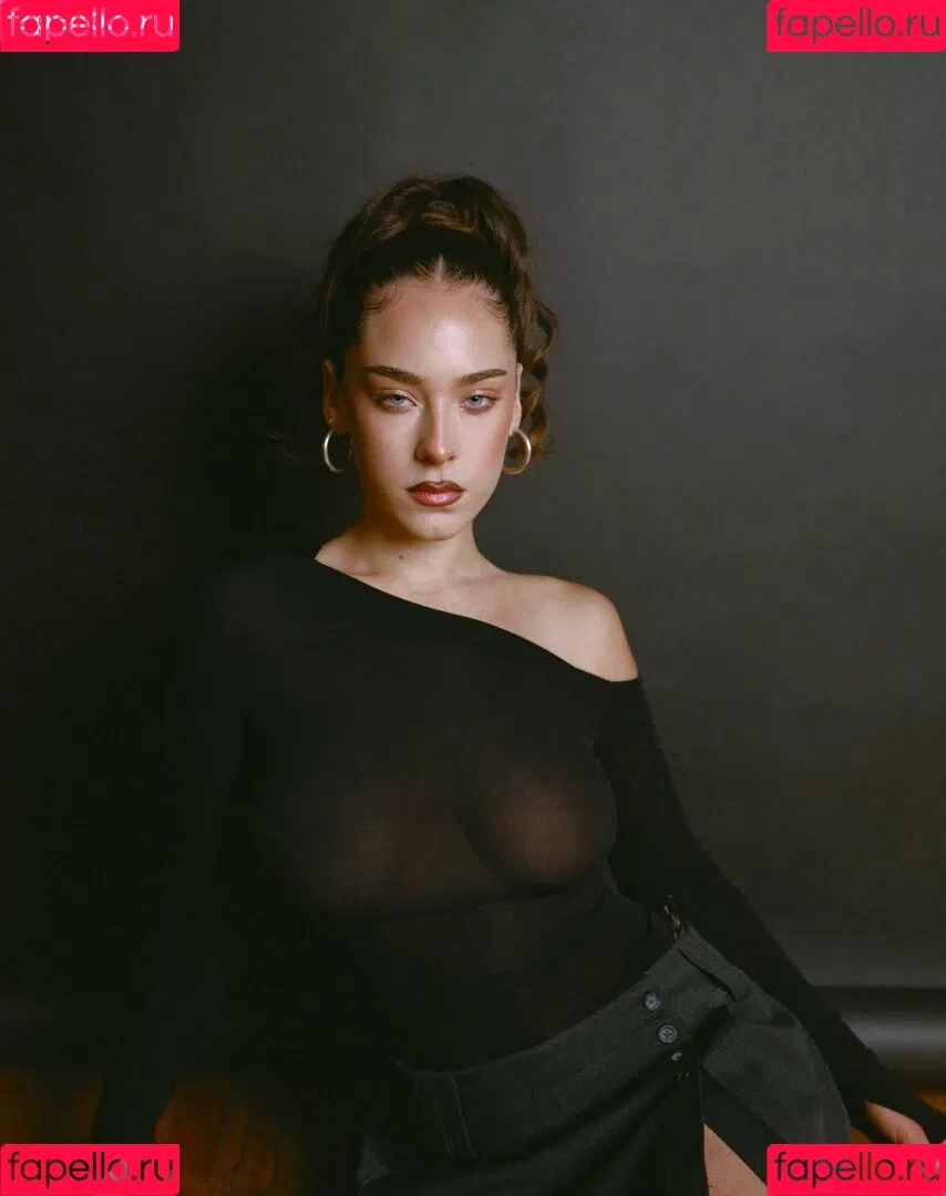 maetasworld Onlyfans Photo Gallery 