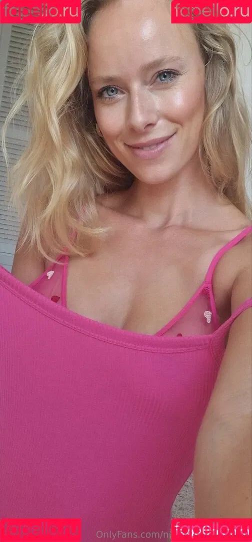 Nina Thomas Onlyfans Photo Gallery 