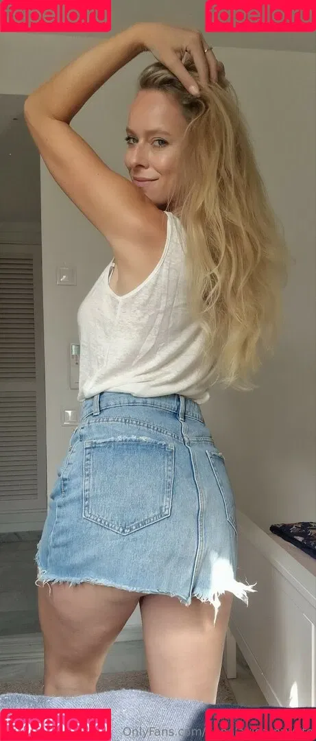 Nina Thomas Onlyfans Photo Gallery 