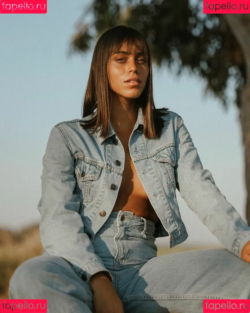 Ruth Benaim Onlyfans Photo Gallery 