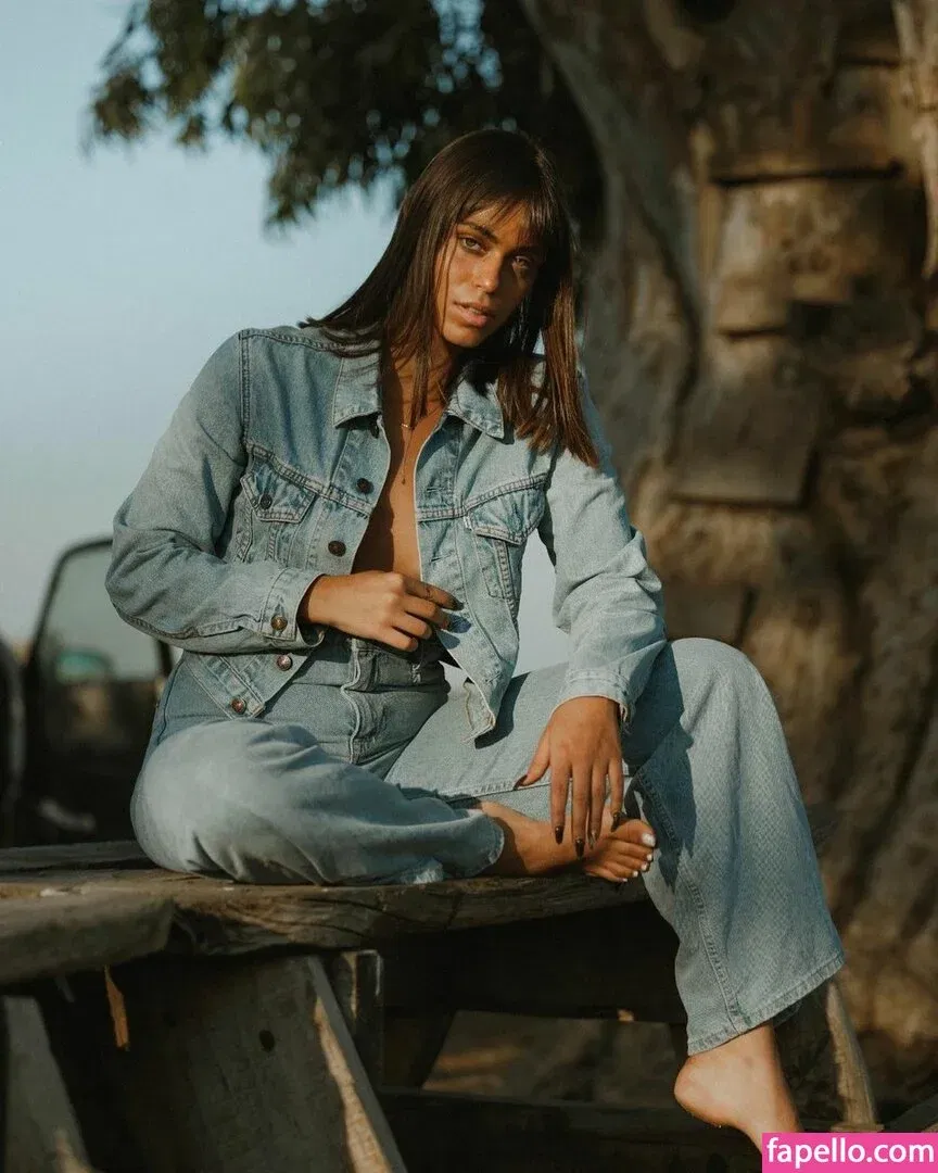 Ruth Benaim Onlyfans Photo Gallery 