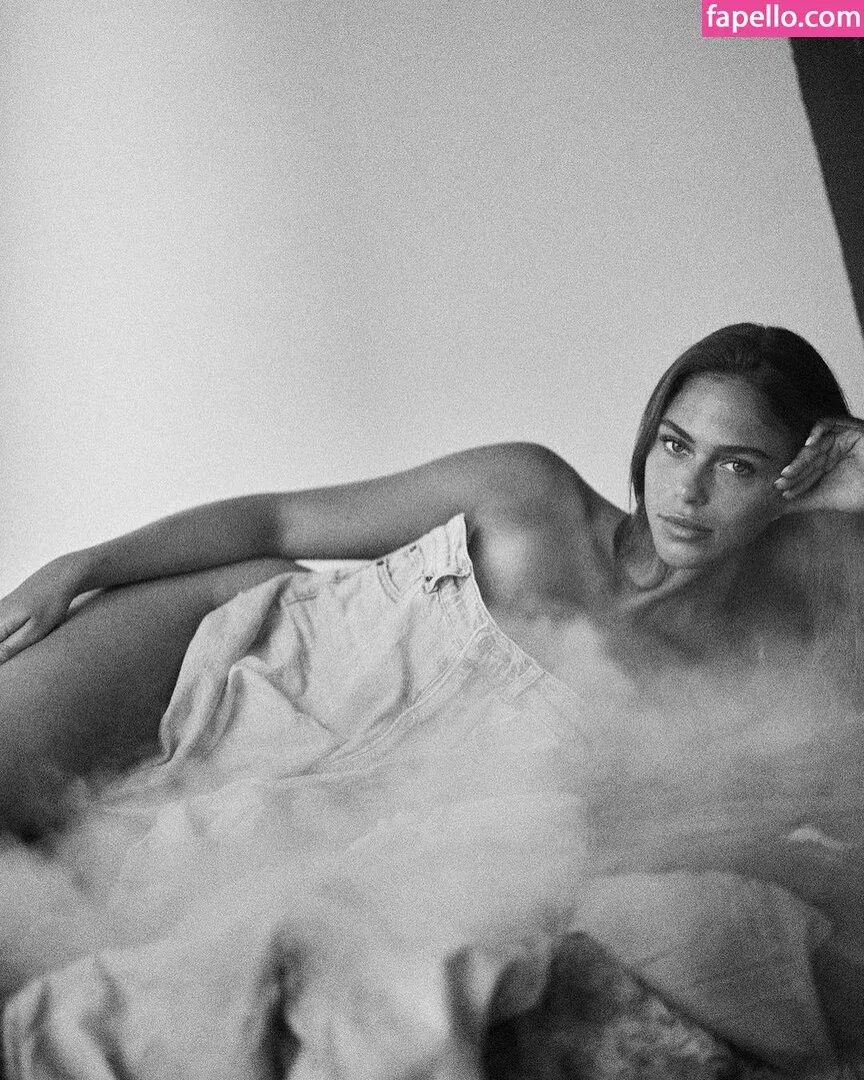 Ruth Benaim Onlyfans Photo Gallery 