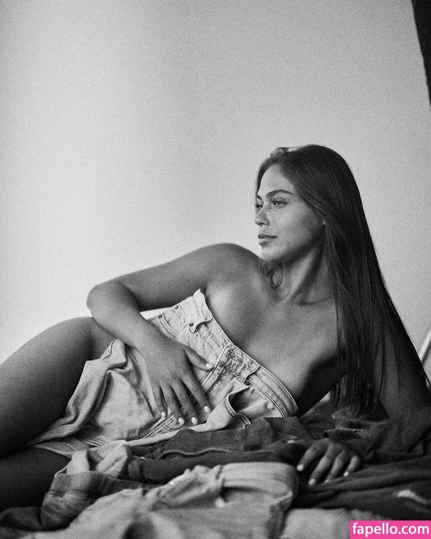 Ruth Benaim Onlyfans Photo Gallery 