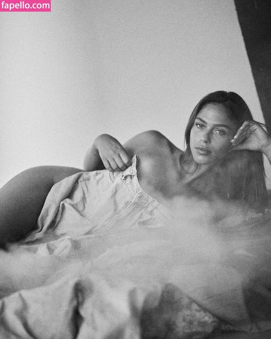 Ruth Benaim Onlyfans Photo Gallery 