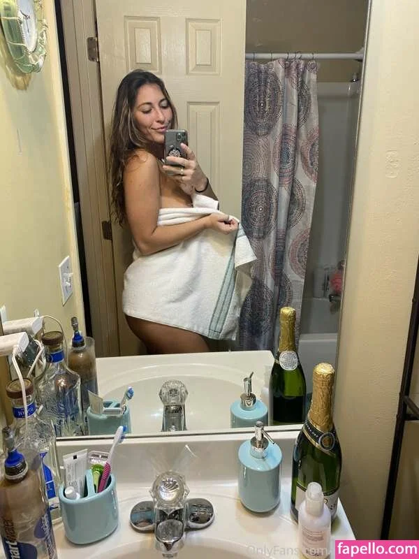 Mermaid Baby Onlyfans Photo Gallery 