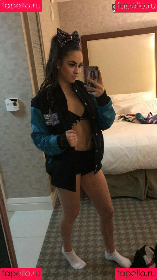 Taylor Johnson Cheer Onlyfans Photo Gallery 