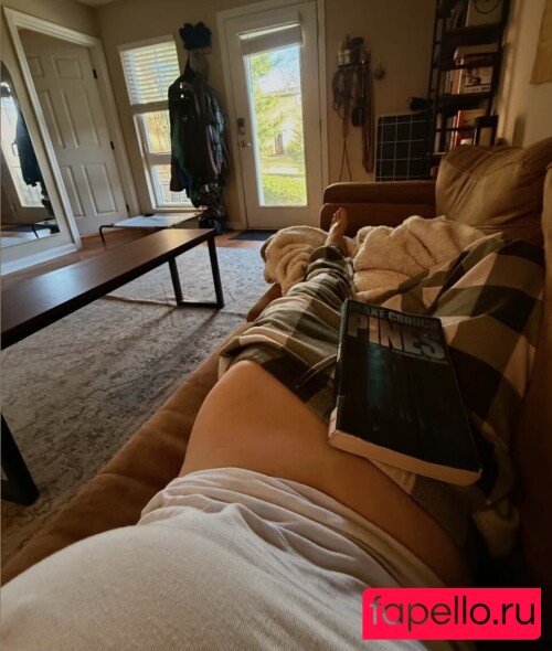 Nikki Osborne Nude Onlyfans Photo 8