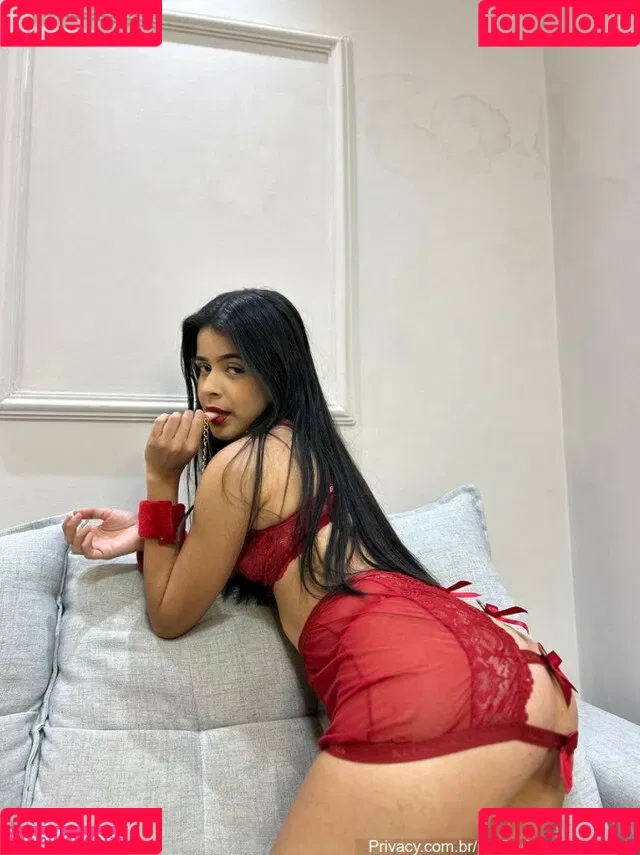 Nanda C Santos Onlyfans Photo Gallery 