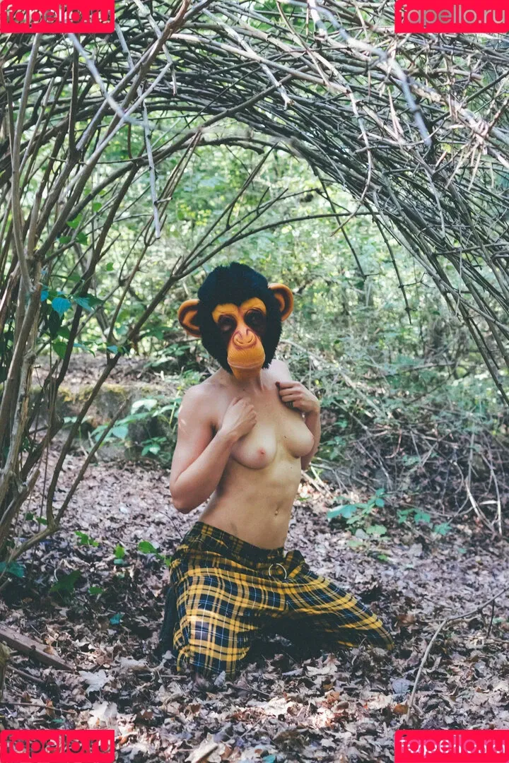 Muriel la Roja Onlyfans Photo Gallery 