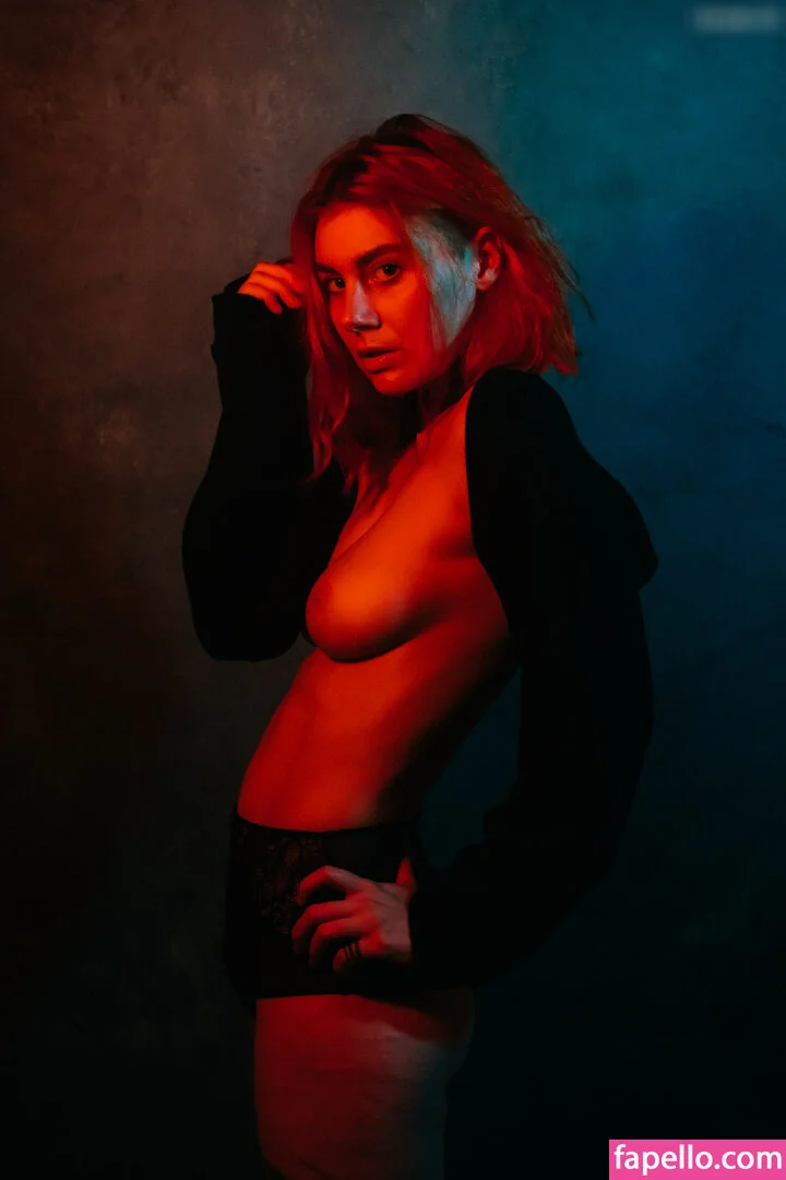 Muriel la Roja Onlyfans Photo Gallery 