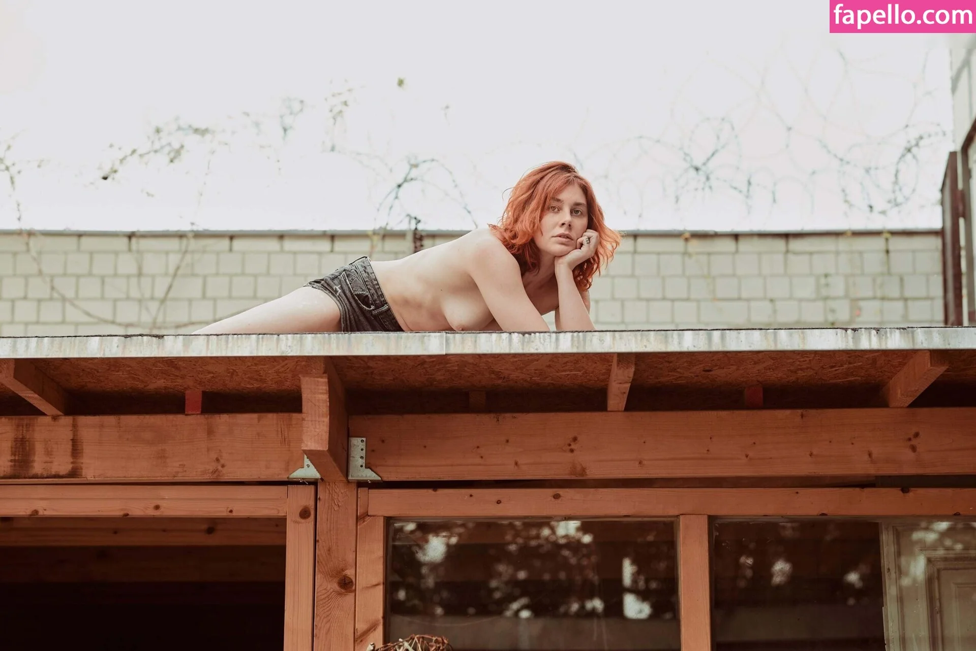 Muriel la Roja Onlyfans Photo Gallery 