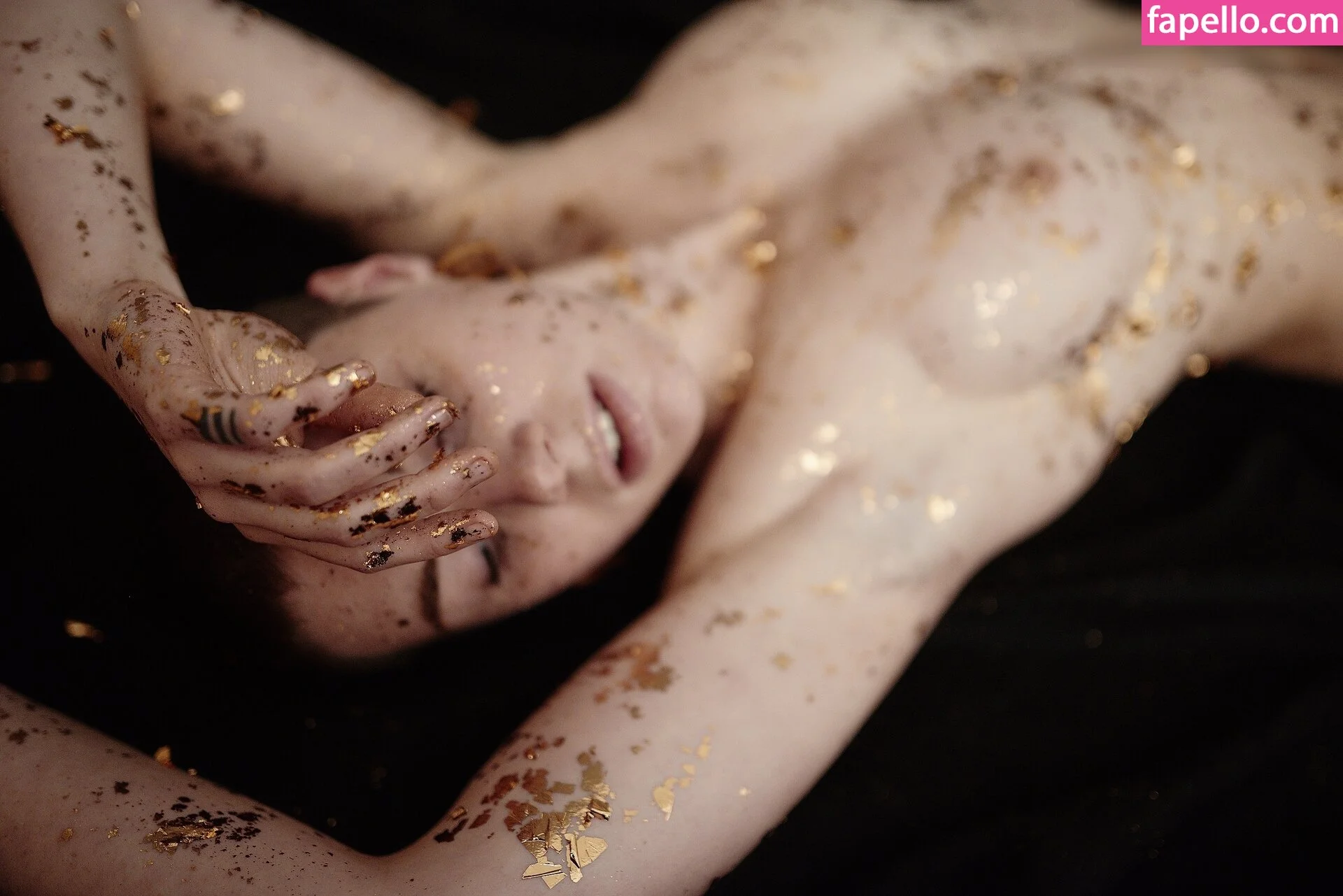 Muriel la Roja Onlyfans Photo Gallery 