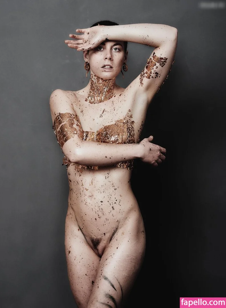 Muriel la Roja Onlyfans Photo Gallery 