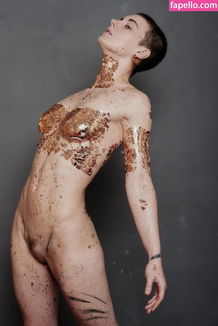 Muriel la Roja Onlyfans Photo Gallery 