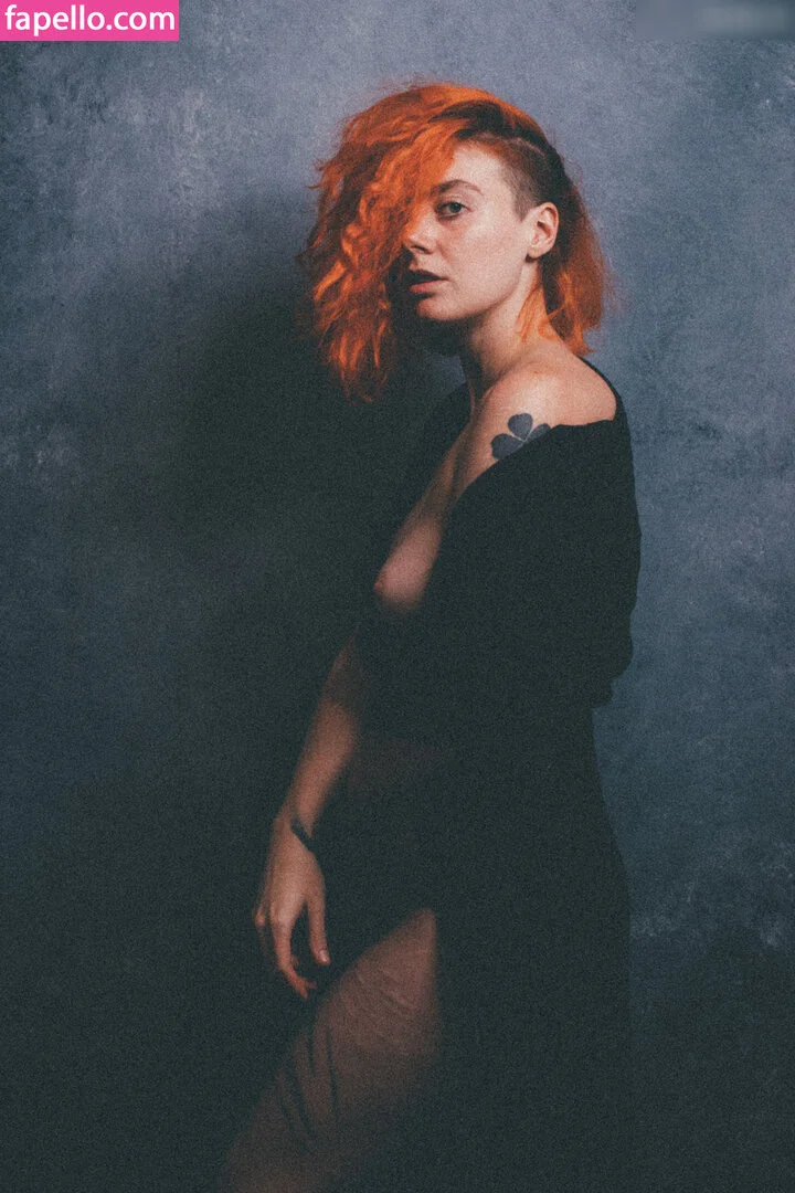 Muriel la Roja Onlyfans Photo Gallery 