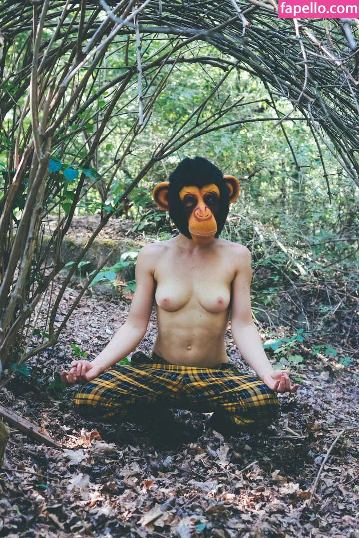 Muriel la Roja Onlyfans Photo Gallery 