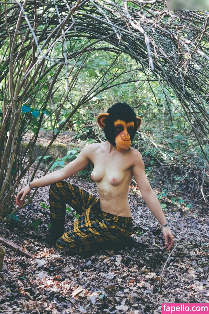 Muriel la Roja Onlyfans Photo Gallery 