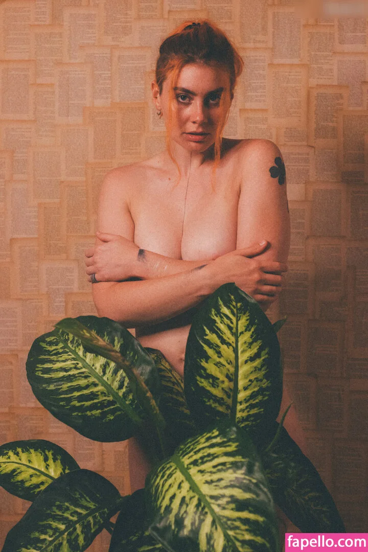 Muriel la Roja Onlyfans Photo Gallery 