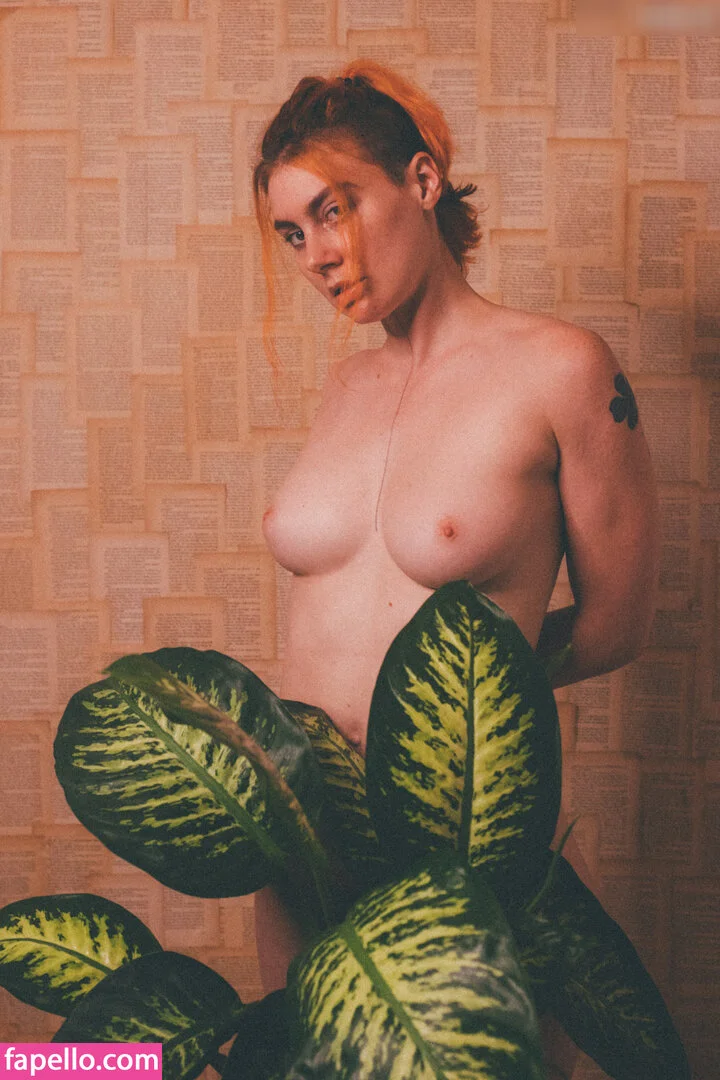 Muriel la Roja Onlyfans Photo Gallery 