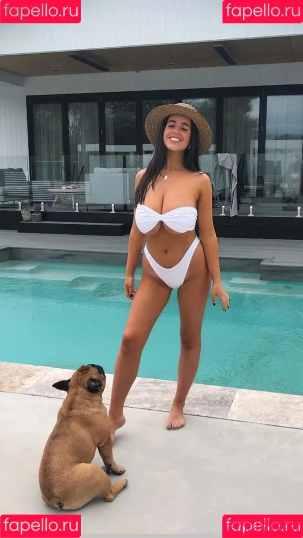Darcy Buchan Onlyfans Photo Gallery 
