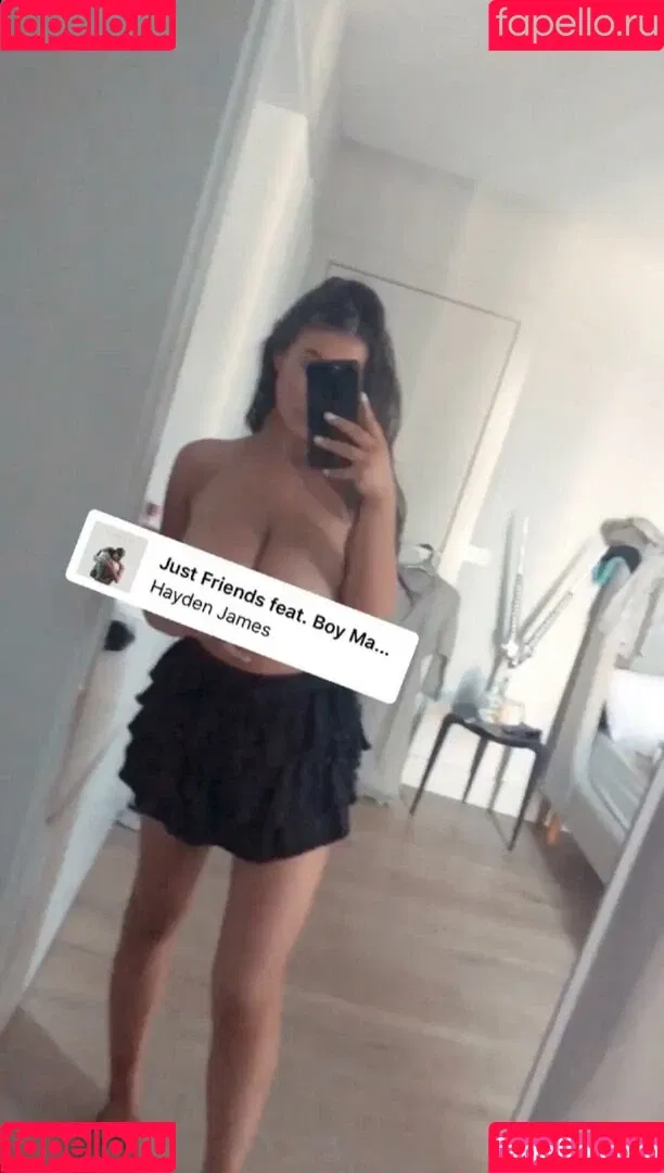 Darcy Buchan Onlyfans Photo Gallery 