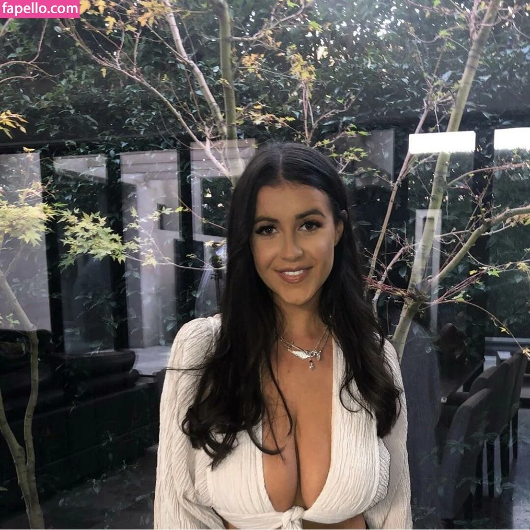 Darcy Buchan Onlyfans Photo Gallery 