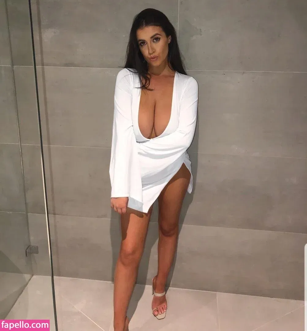 Darcy Buchan Onlyfans Photo Gallery 