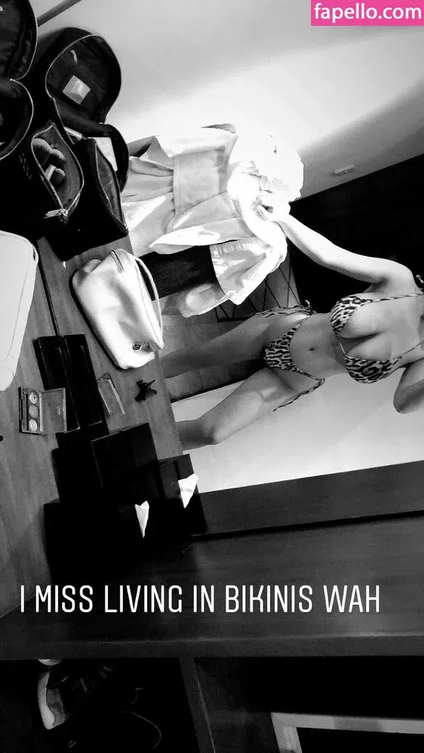 Darcy Buchan Onlyfans Photo Gallery 