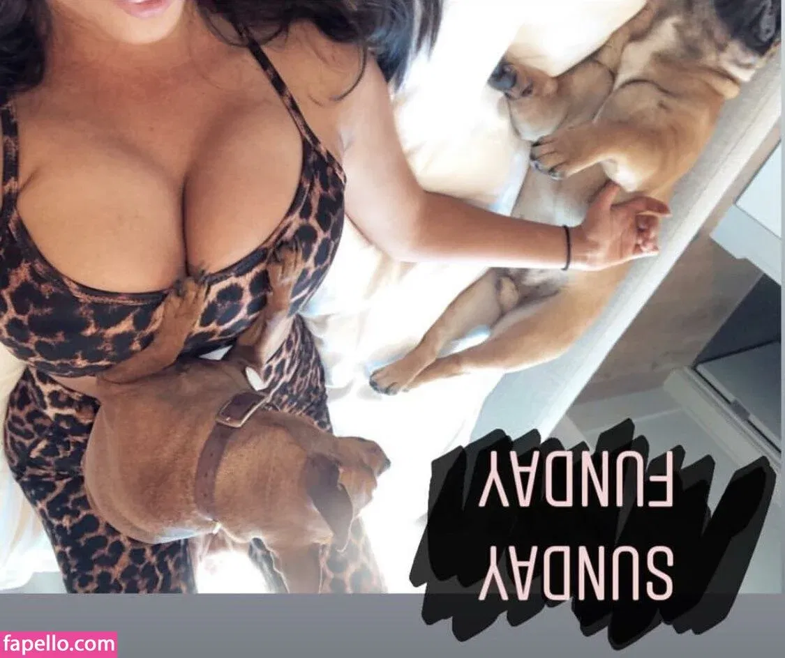 Darcy Buchan Onlyfans Photo Gallery 