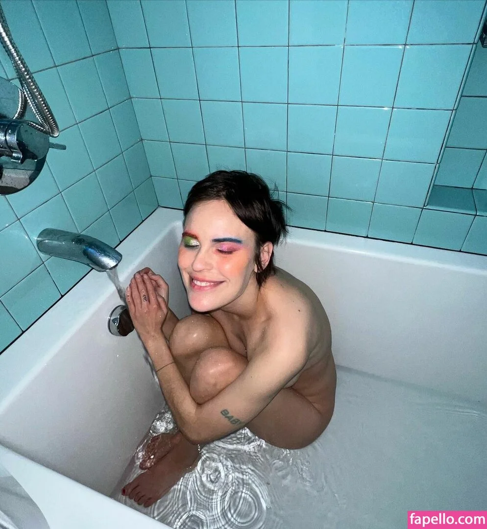 Tallulah Willis Onlyfans Photo Gallery 