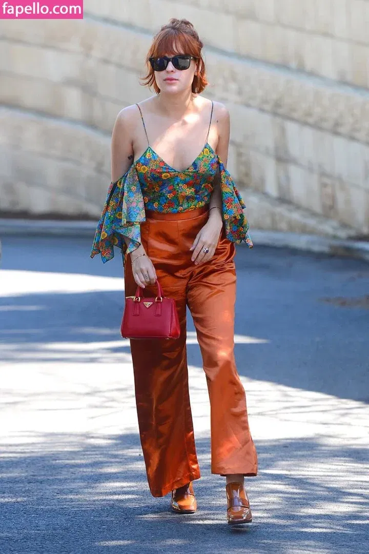 Tallulah Willis Onlyfans Photo Gallery 