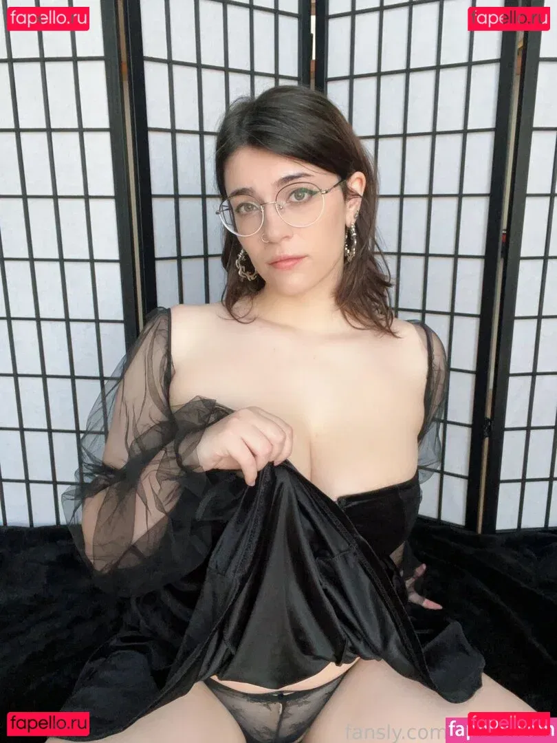 Yokai_Nen Onlyfans Photo Gallery 