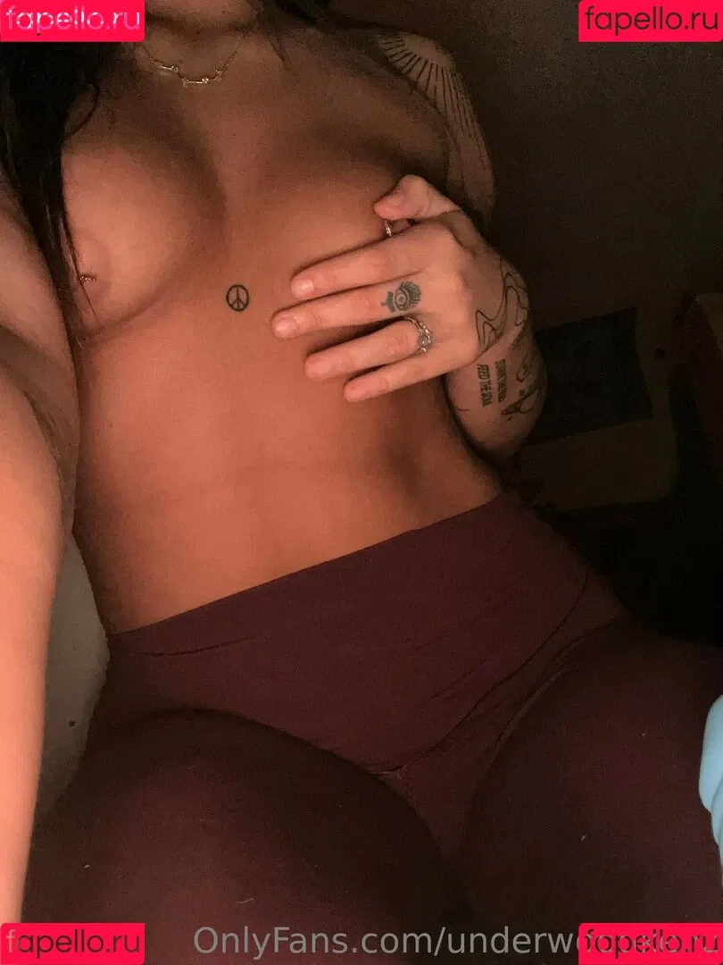 underwoodkenz Onlyfans Photo Gallery 